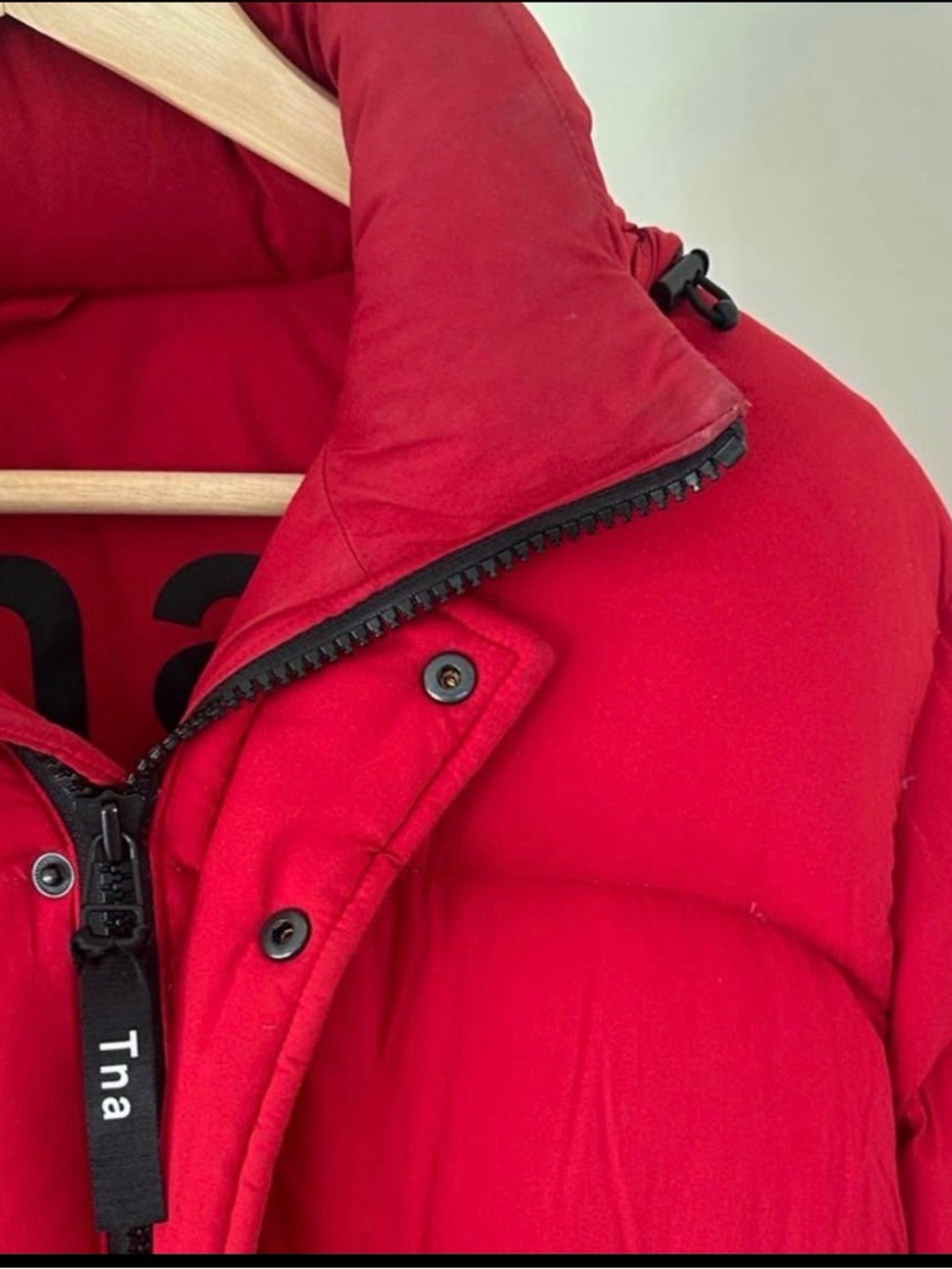 The Super Puff™ - cliMATTE™ - Red - Picture 4 of 4